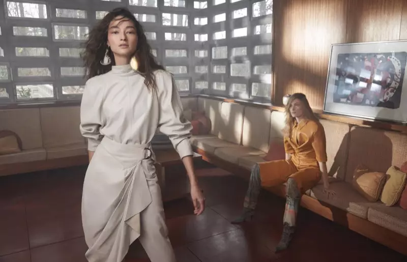 Bruna & Liz Pose hauv Elegant Fashions rau Vogue Taiwan