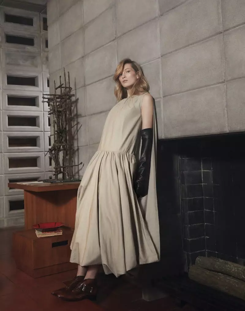 Бруна и Лиз позират в елегантна мода за Vogue Taiwan