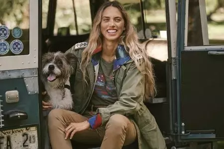 Bambi, Mariýa we Iman Ralph Lauren dynç alyş 2019 kampaniýasy üçin açyk meýdanda