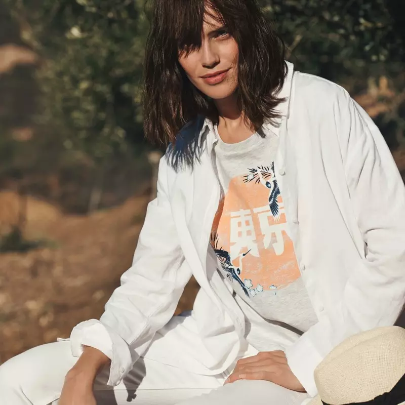 H&M Chemise longue en mélange de lin, t-shirt avec motif imprimé et jean droit régulier