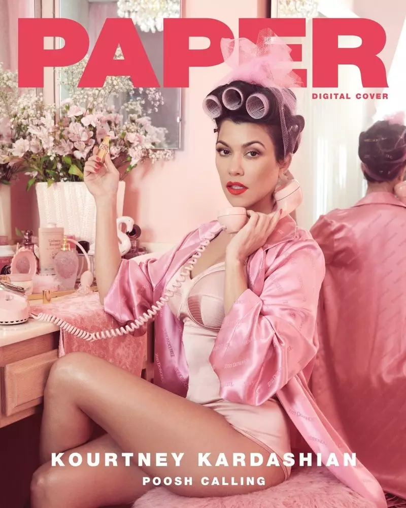 Kourtney Kardashian auf dem digitalen Cover des Paper Magazine