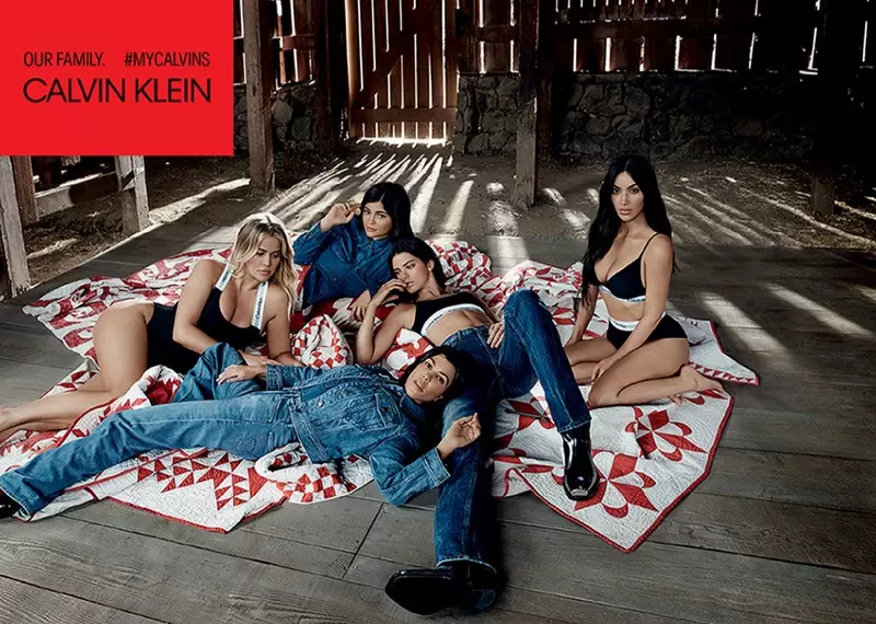 Calvin Klein은 Kardashian 및 Jenner 자매와 함께 데님 및 속옷에 중점을 둡니다.