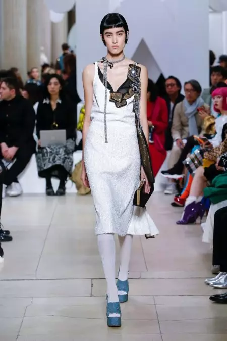 Miu Miu ofrece un estilo retro moderno para la primavera de 2019