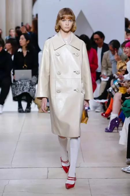 Miu Miu Ngirimkeun Retro Modern pikeun Musim Semi 2019