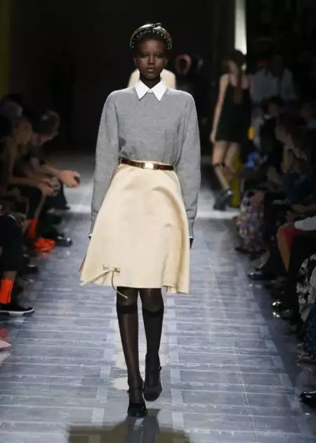 Prada toob 2019. aasta kevadesse retrokujundid