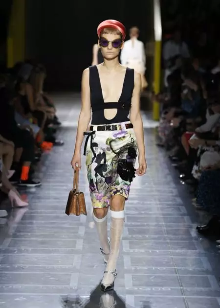 Prada, 2019년 봄에 레트로 디자인 선보여