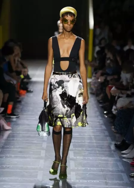 Prada porta formes retro a la primavera del 2019