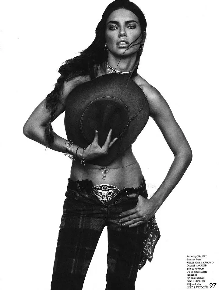 Adriana Lima Wows nan Style Western pou Tire Garaj pa Inez & Vinoodh