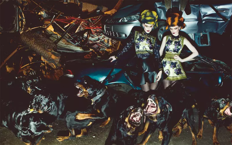 Givenchy mewn Cyfweliad Mehefin/Gorffennaf 2011 gan Steven Klein