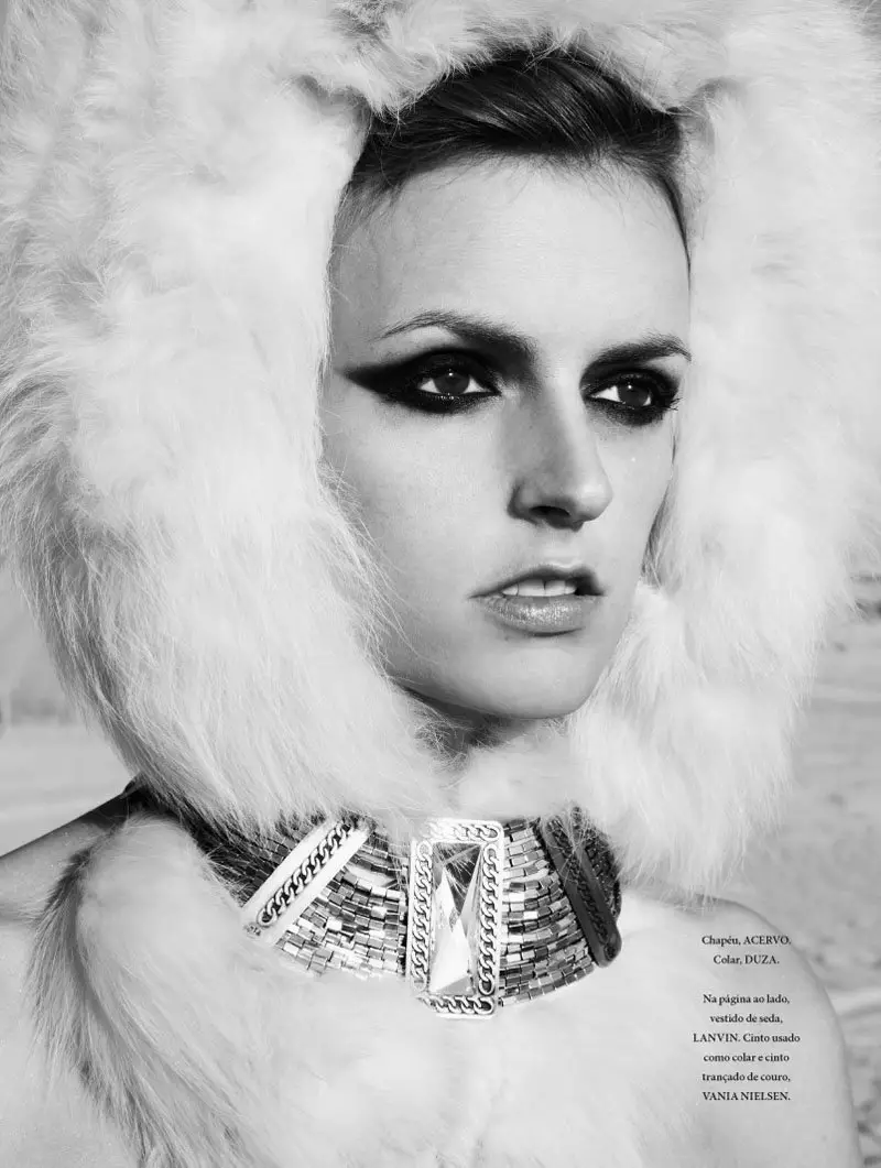 Jacquetta Wheeler los ntawm Fabio Bartelt rau L'Officiel Brazil