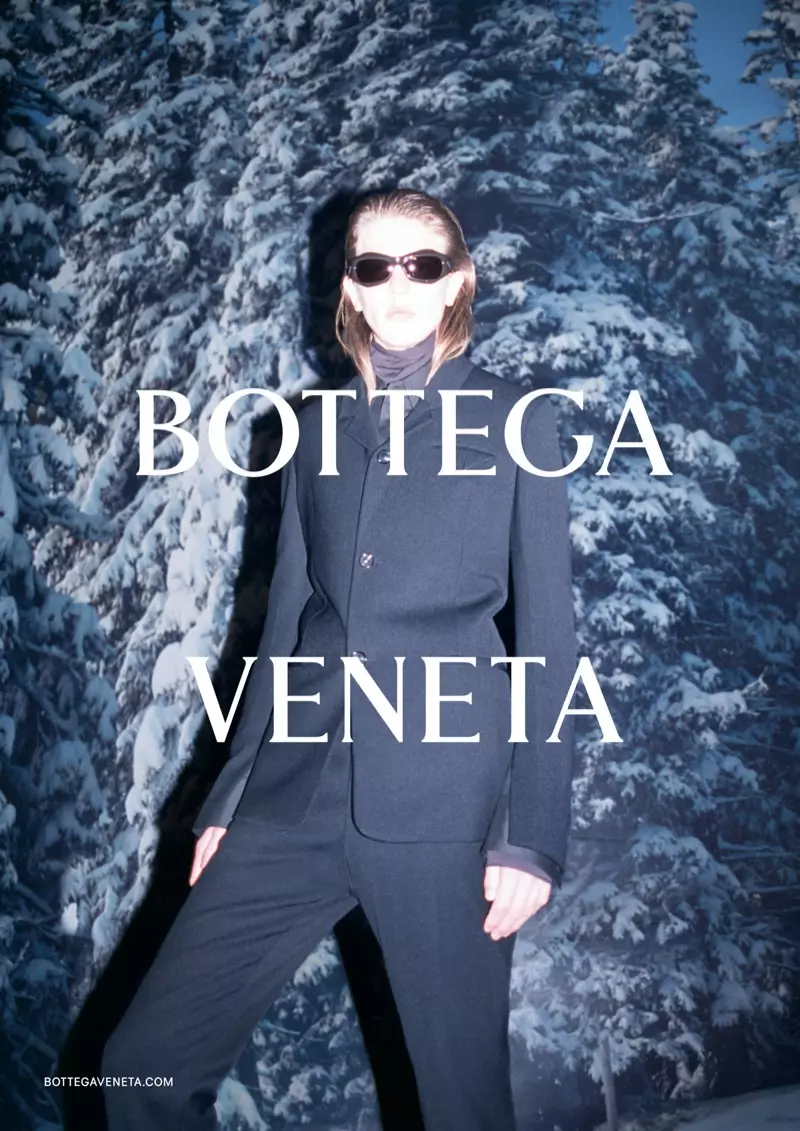 Delwedd o ymgyrch hysbysebu hydref 2020 Bottega Veneta.