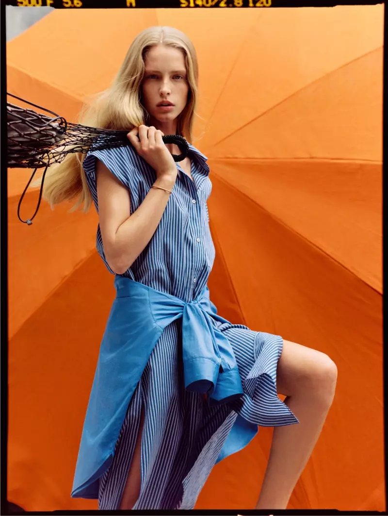 Abby Champion membintangi editorial Massimo Dutti Sorbet Semak musim panas 2021.