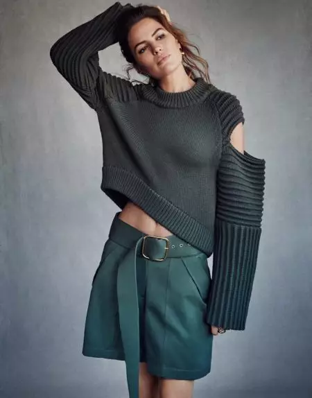 Cameron Russell Nyokot Trend Utilitarian pikeun The Edit