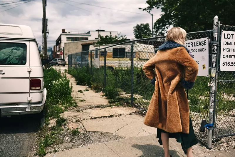 Kirsten-Owen-Bohemian-Outerwear-Vogue-Ukraine04