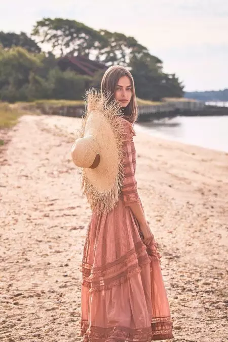 Birgit Kos Chases the Sun i Alexis Spring 2020 Campaign