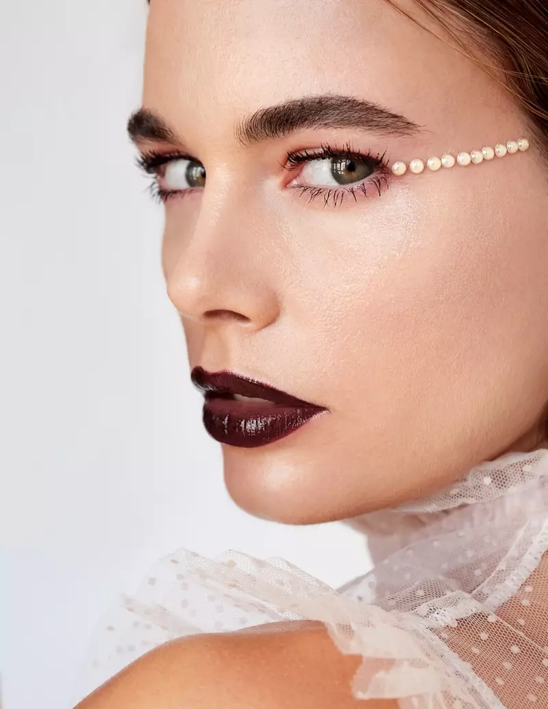 Ana Ponce Models Glam Beauty Looks voor ELLE Bulgarije