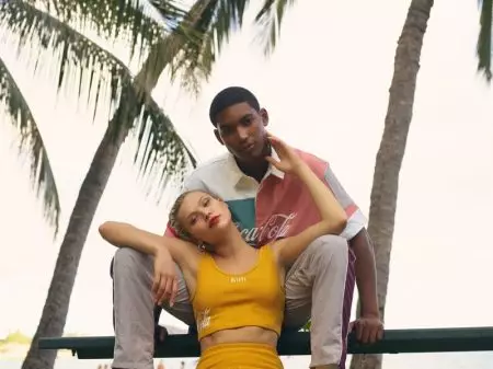 U-Josie Canseco Uzipholele e-Hawaii ku-Kith x Coca-Cola Campaign