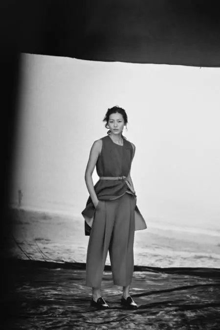 Liu Wen, Liya Kebede Lub Hnub Qub hauv Giorgio Armani's 'New Normal' Campaign