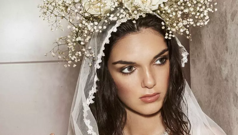 Julia Fort Harper's Bazaar Lachin Bridal Lingerie Editoryal