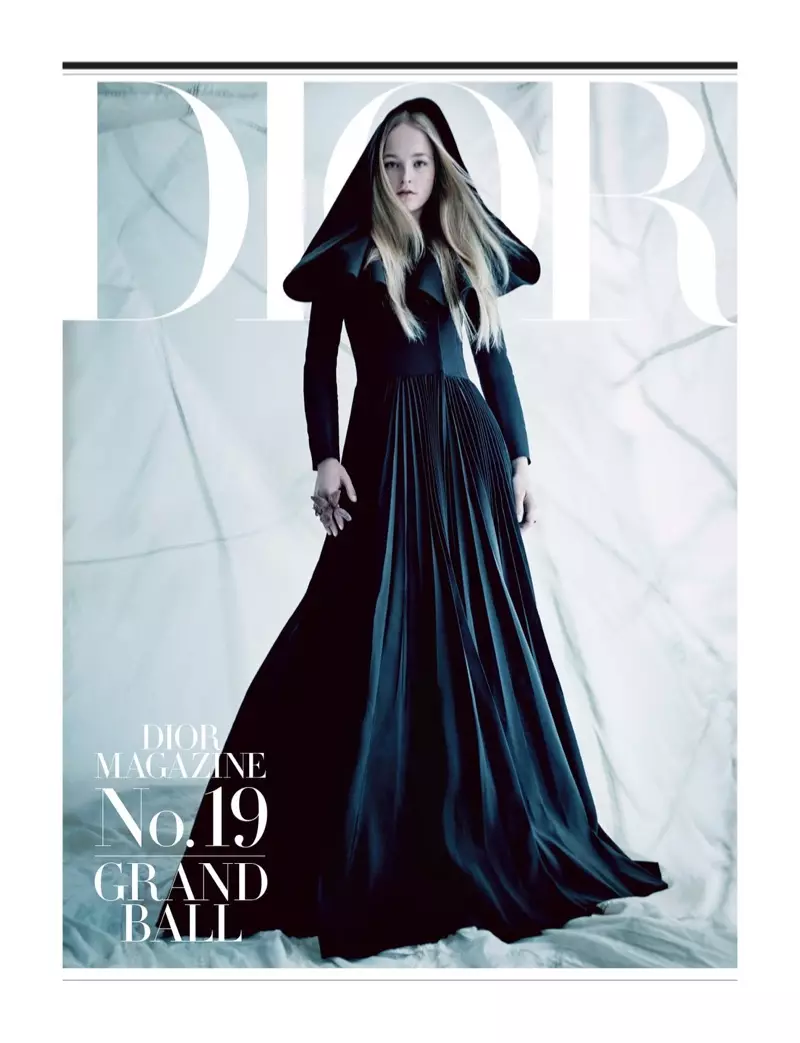 Jean Campbell to czarująca wizja w haute couture dla magazynu Dior