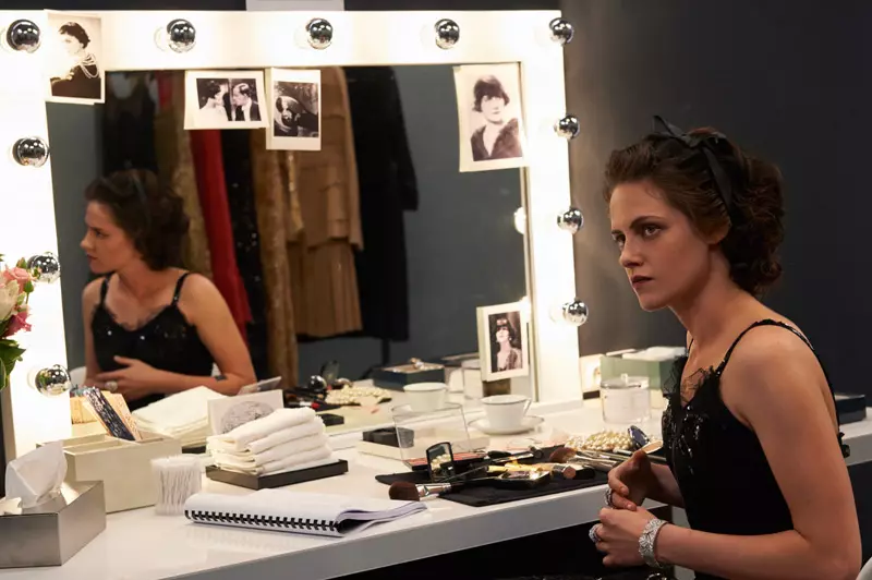 Kristen Stewart Chanel filmo „Kartą ir amžinai“ užkulisiuose