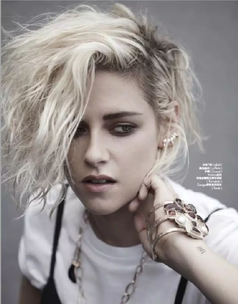 Kristen Stewart indossa gioielli Chanel