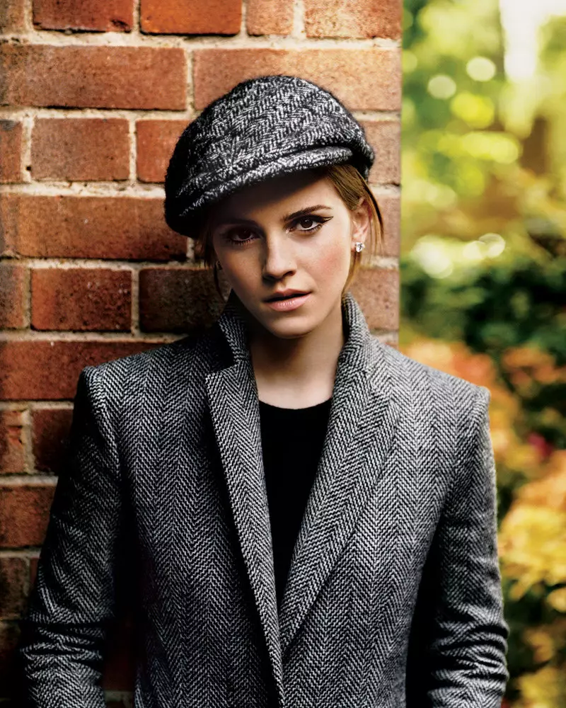 Emma Watson Graces T Magazines höstnummer i suggestiv stil