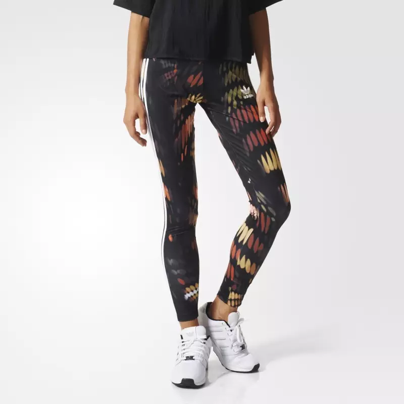 adidas Originals x Rita Ora Leggings ជាមួយការបោះពុម្ពស្រាល