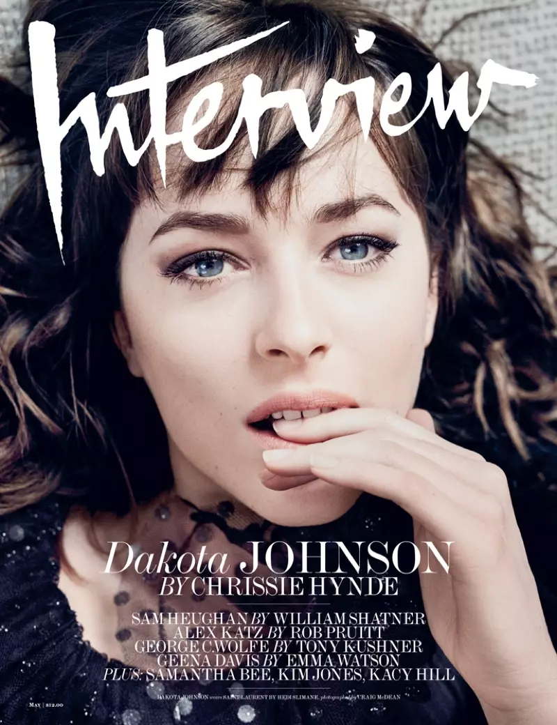 Dakota Johnson na portada da revista Interview de maio de 2016