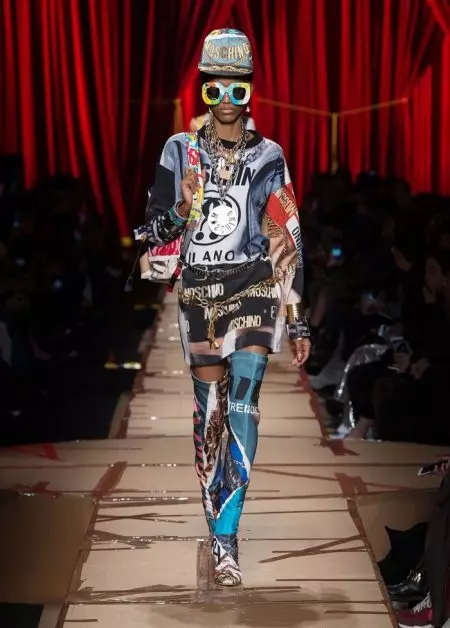 Moschino, 2017년 가을 재활용 패션에 초점