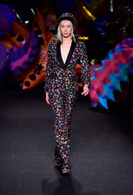 Moschino Goes Psychedelic por Feriejo 2017 Spektaklo en LA