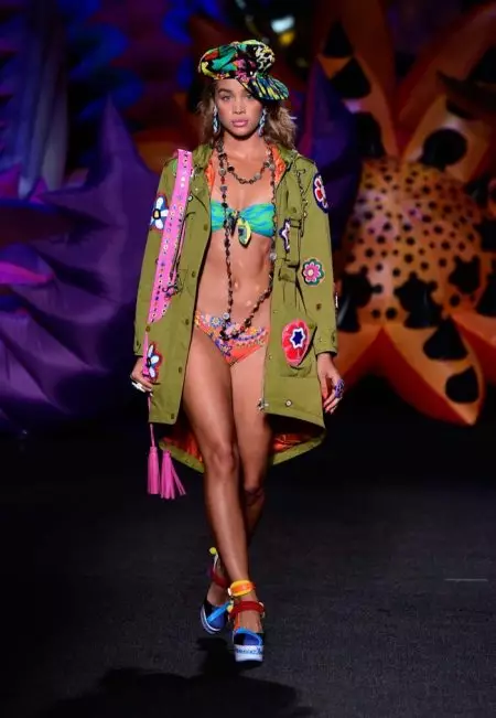 Moschino vai psicodélico para o espectáculo Resort 2017 en LA