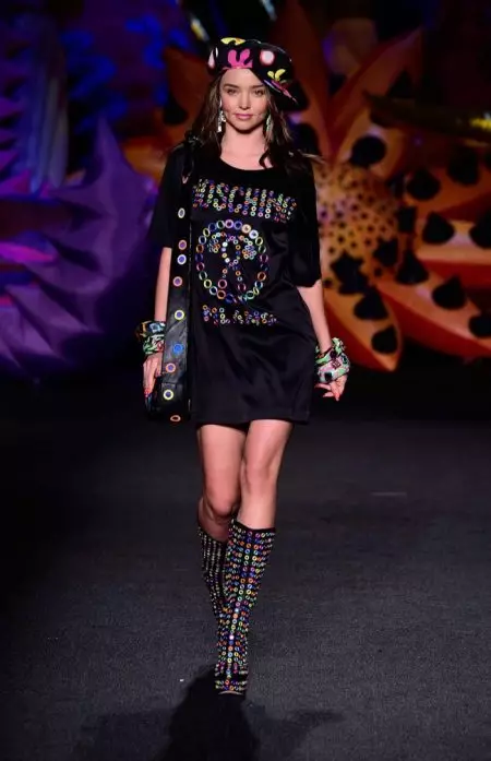 Moschino Mus Psychedelic rau Resort 2017 Qhia hauv LA