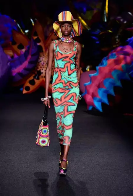 Moschino Goes Psychedelic за шоуто Resort 2017 в Ел Ей