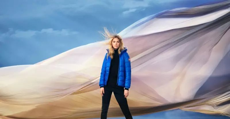 I-Supermodel Kate Upton phambi kweCanada Goose iphulo lasentwasahlobo-ehlobo lika-2020.