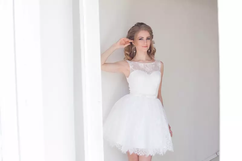 ສັ້ນ Wedding Dress Lace