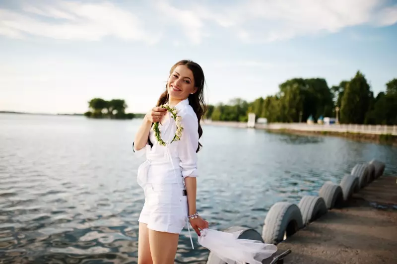 Short de mariée look blanc