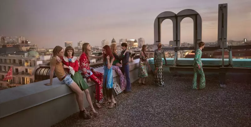 ROOFTOP MOMENT: Người mẫu tạo dáng trong chiến dịch xuân hè 2016 của Gucci