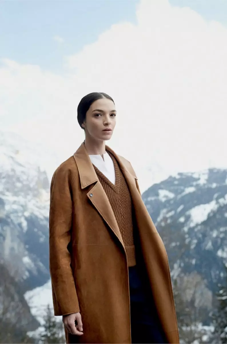 Si Mariacarla Boscono Poses para sa Hermes Fall/Winter 2013 Catalog