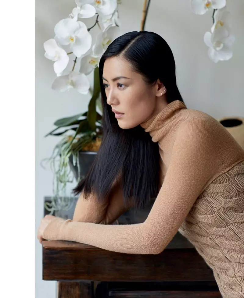 Liu Wen prezentuje eleganckie i nowoczesne style dla magazynu T w Singapurze