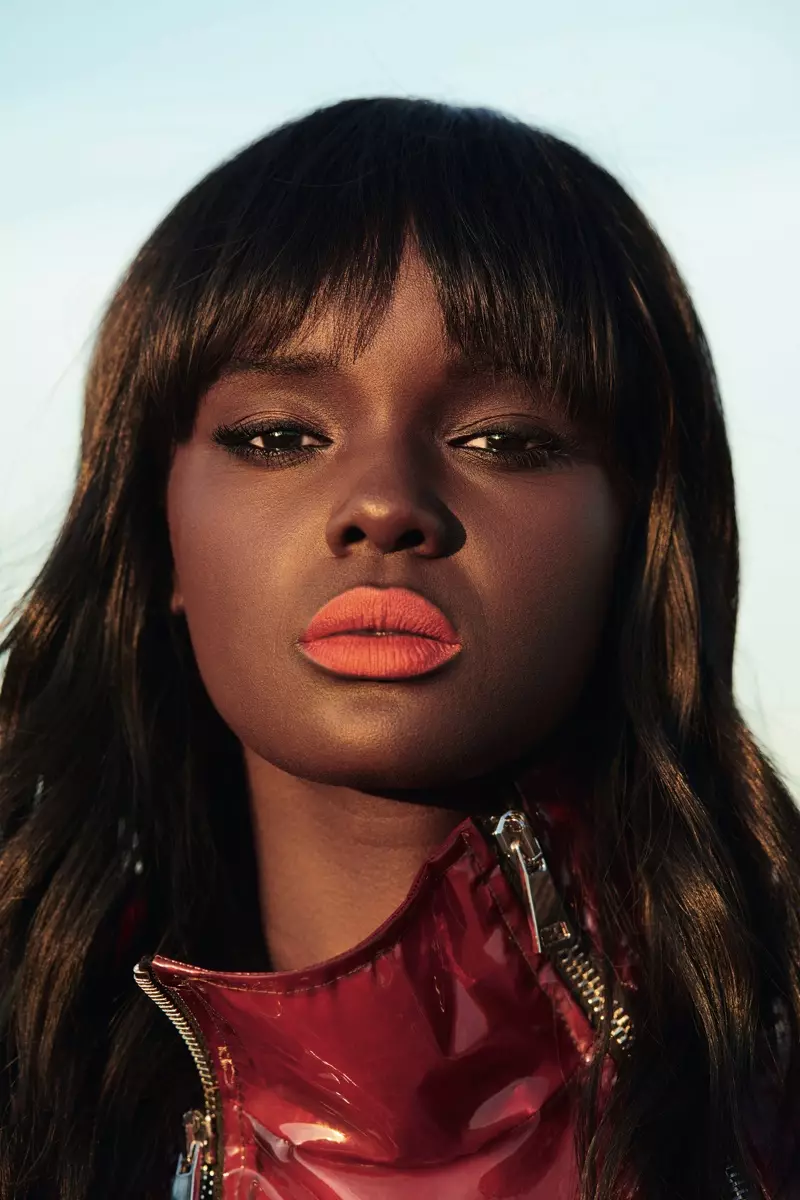 Duckie Thot huet dat neit Gesiicht vum L'Oreal Paris benannt