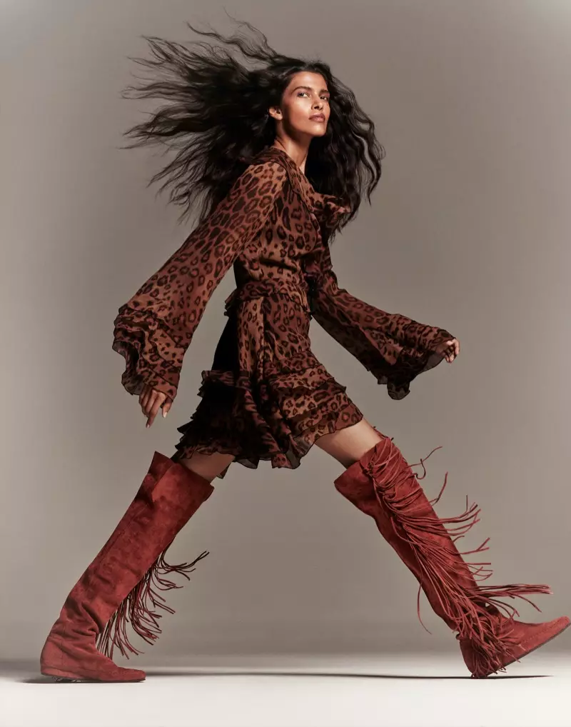 Pooja Mor Models On-Trend Styles vir ELLE India