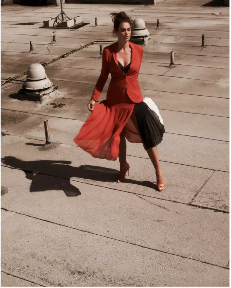 Cindy Crawford posiert für Mariano Vivanco im Muse Summer 2013