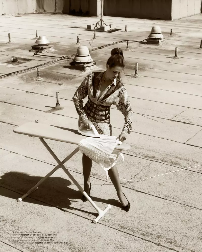 Cindy Crawford posiert für Mariano Vivanco im Muse Summer 2013