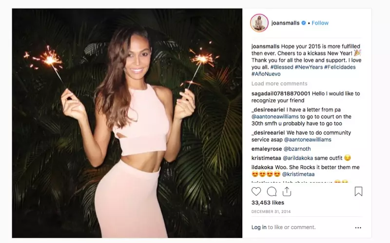 Joan Smalls ba'zi uchqunlar bilan nishonladi