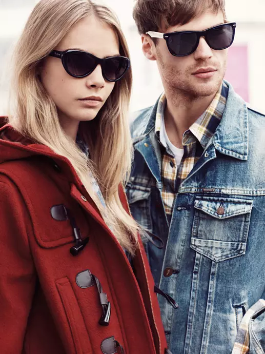 Cara Delevingne Pepe Jeans Fall 2013 кампаниясе өчен очраклы