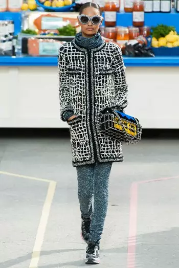 Chanel Fall/Winter 2014 | Paris Fashion Week