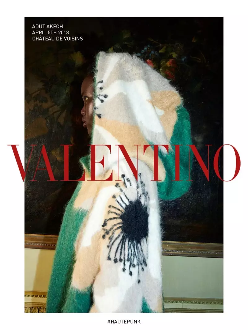 Juergen Teller ຖ່າຍຮູບແຄມເປນ Valentino ລະດູໃບໄມ້ຫຼົ່ນ 2018