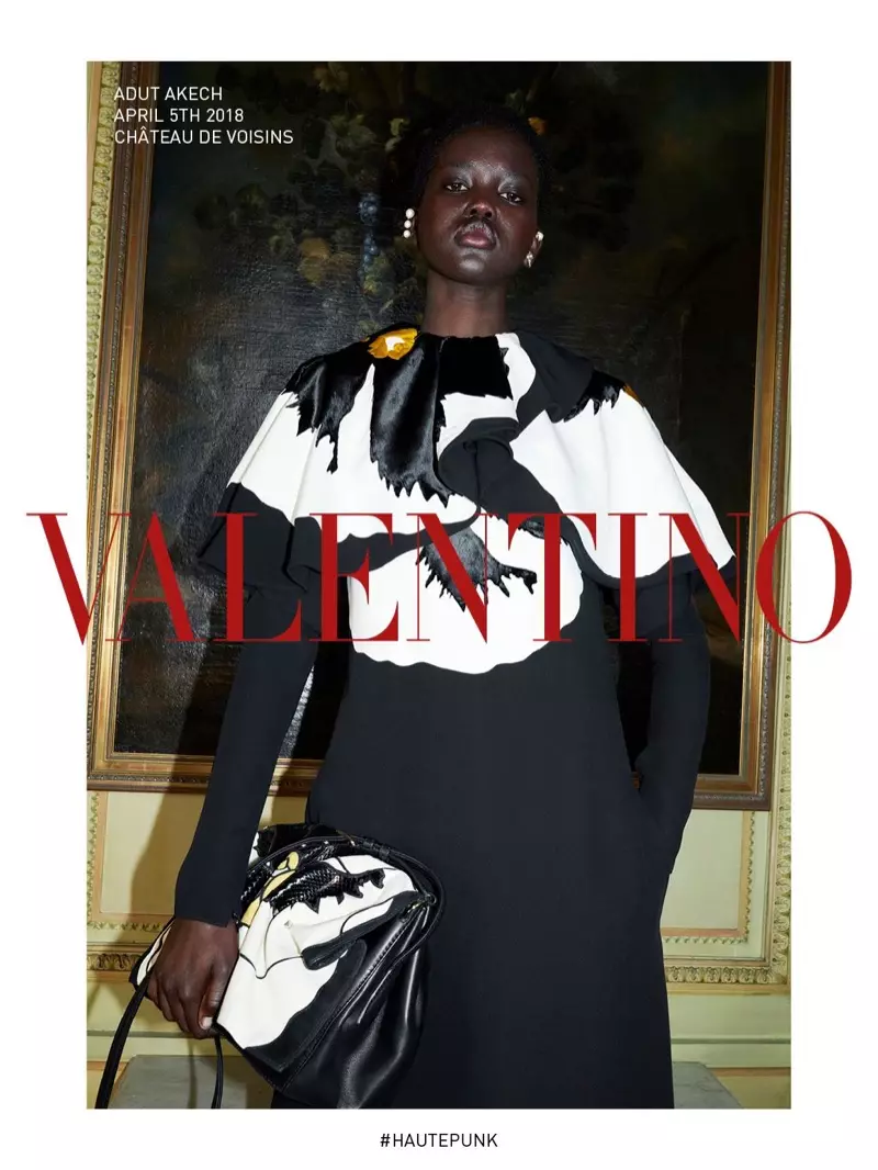 ຮູບພາບຈາກແຄມເປນໂຄສະນາ Valentino ລະດູໃບໄມ້ຫຼົ່ນ 2018