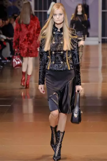Versace Musim Gugur/Musim Sejuk 2014 | Minggu Fesyen Milan